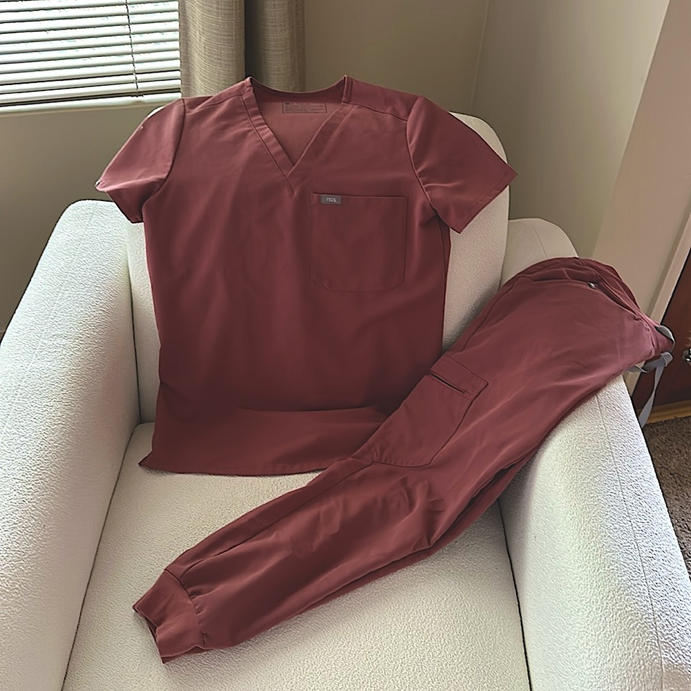 Figs Mauve Scrub Set